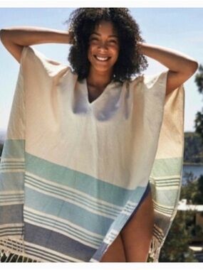 tribe alive Cream Hooded Knit Top